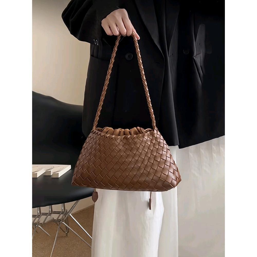 Geflochtene Dumpling-Bag aus Echtleder – Damen-Hand- und Schultertasche