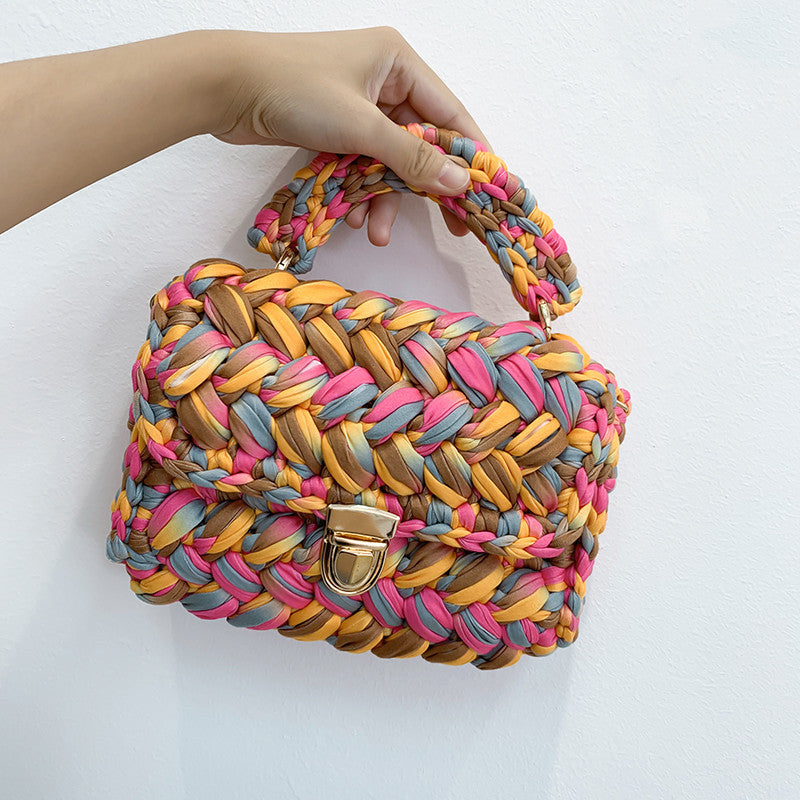 Handgestrickte Häkel-Shopper & Umhängetasche