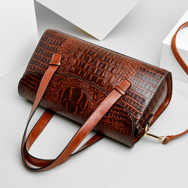 Muster-Handtasche mit Schulterriemen