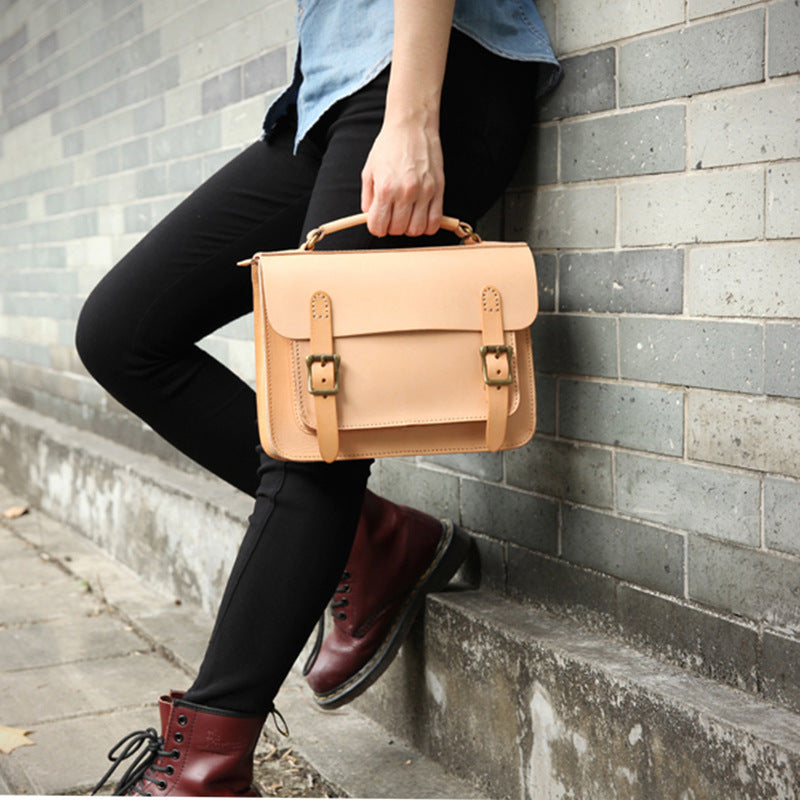 Handgefertigte Ledertasche – Hand- & Crossbeam-Design
