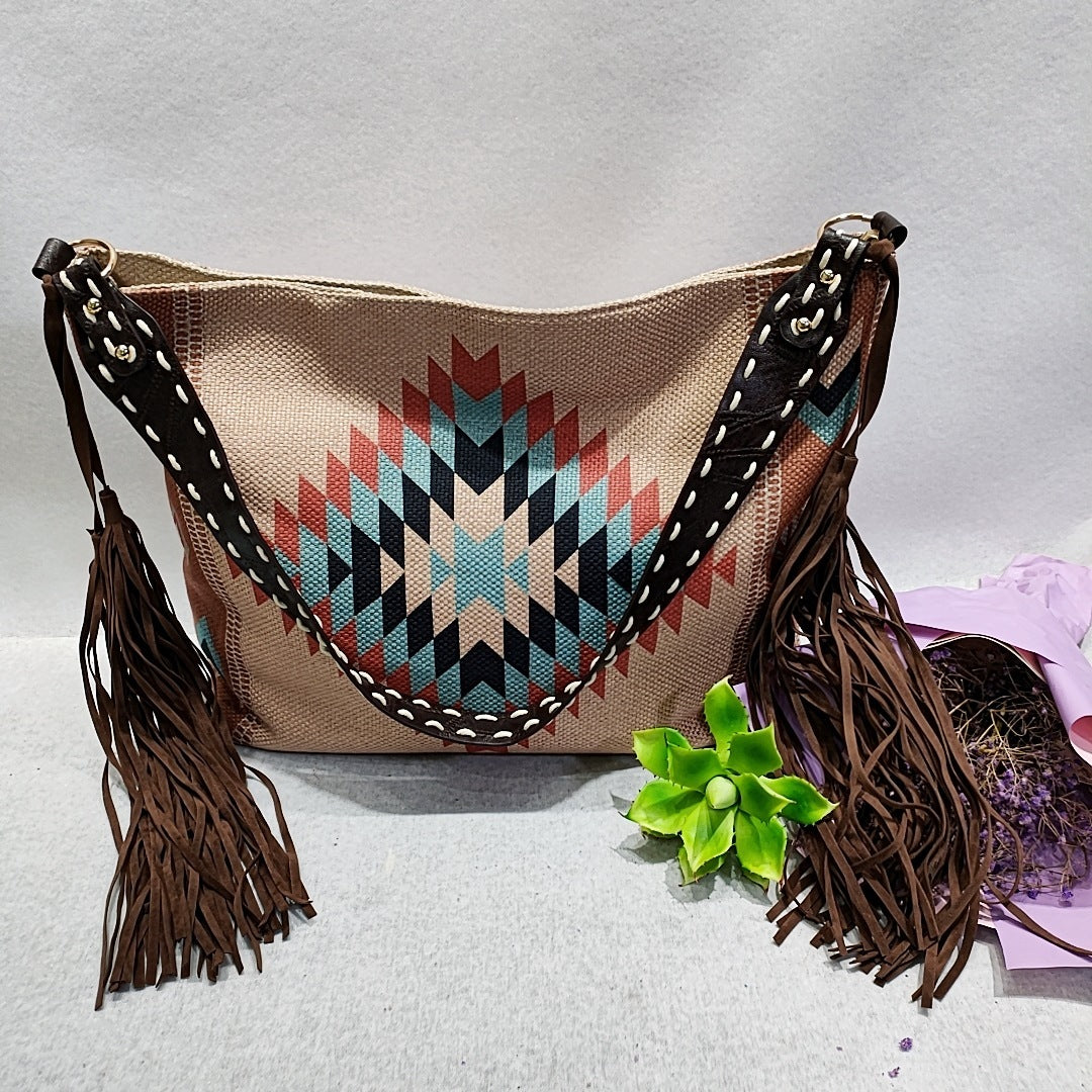 Handgewebte Schultertasche aus Baumwolle und Leinen